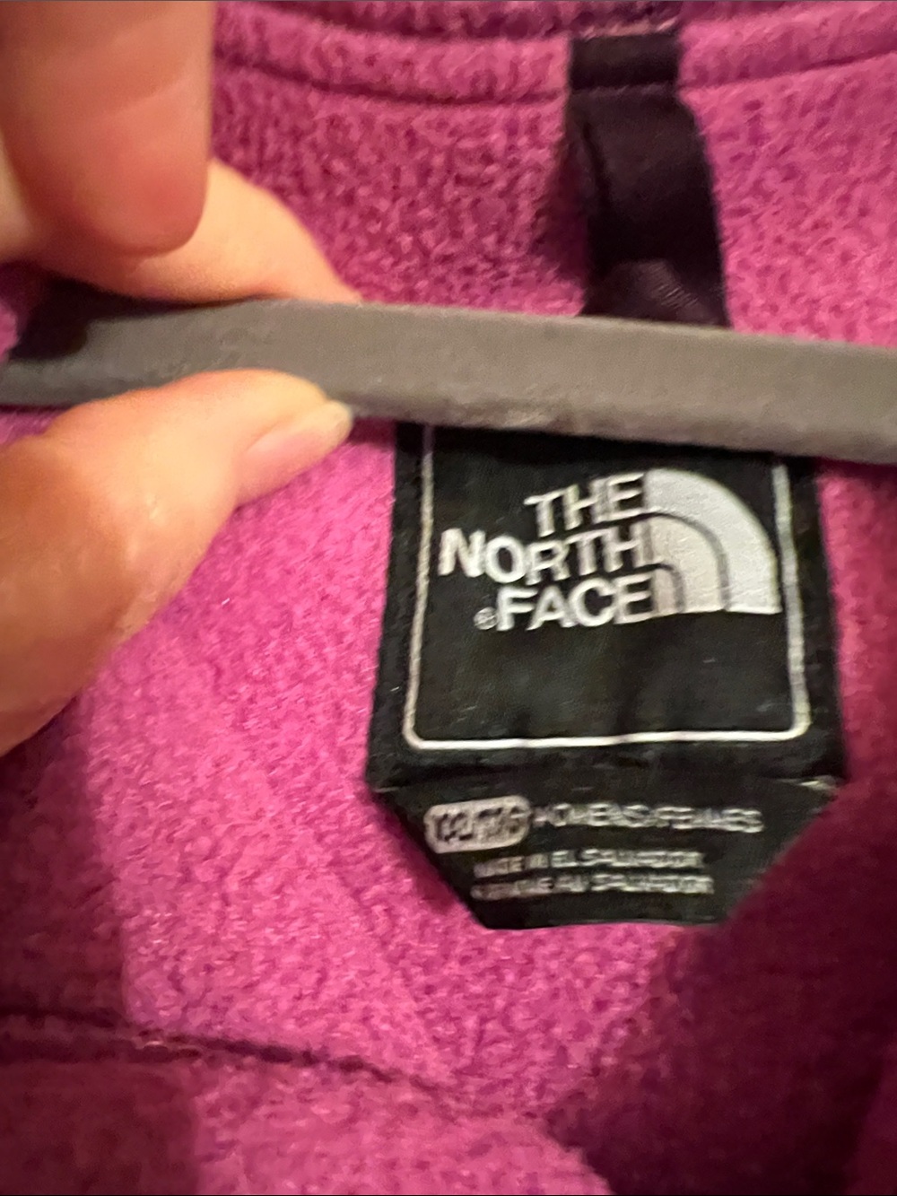 The North Face Two-Tone Magenta/Pink Hooded Fleece Jacket - Picture 2 of 14